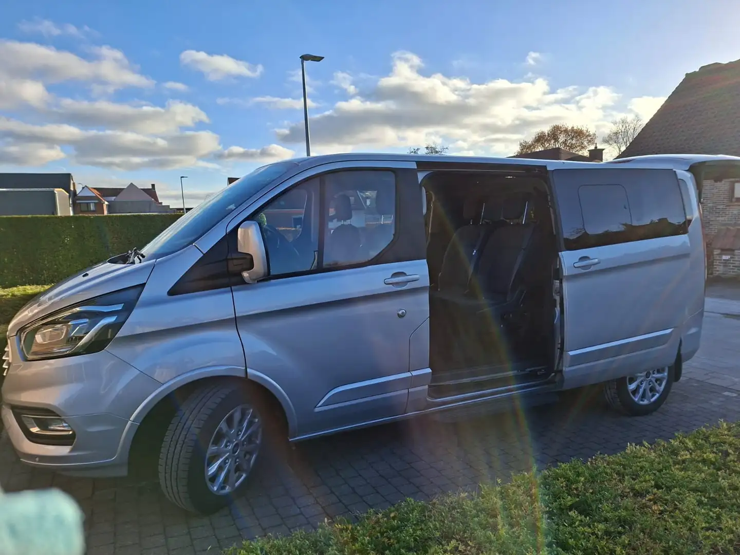 Ford Tourneo Custom Tourneo Custom 320 L2H1 VA MH Titanium Argent - 1