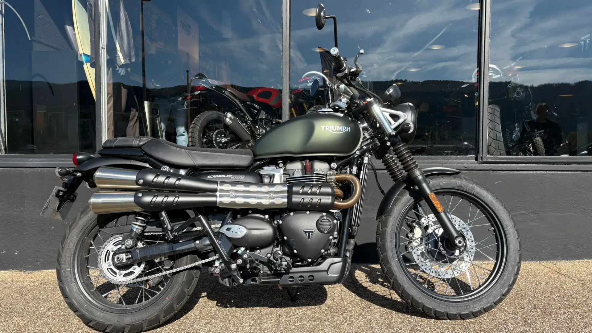 Triumph Scrambler Grün - 1