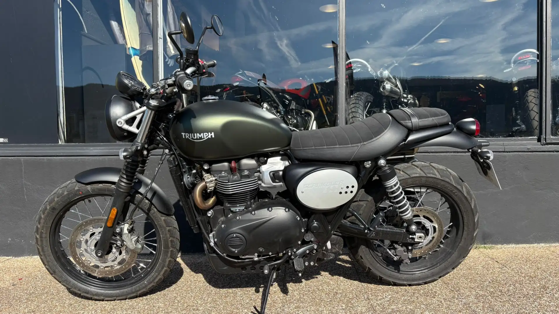 Triumph Scrambler Grün - 2