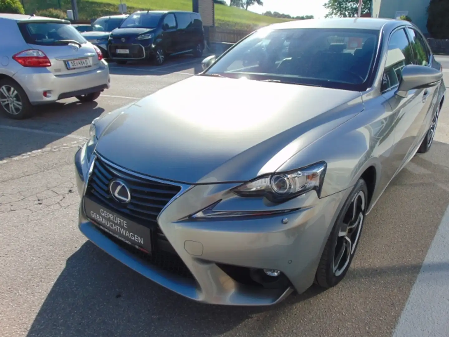 Lexus IS 300 IS300h Silber - 1