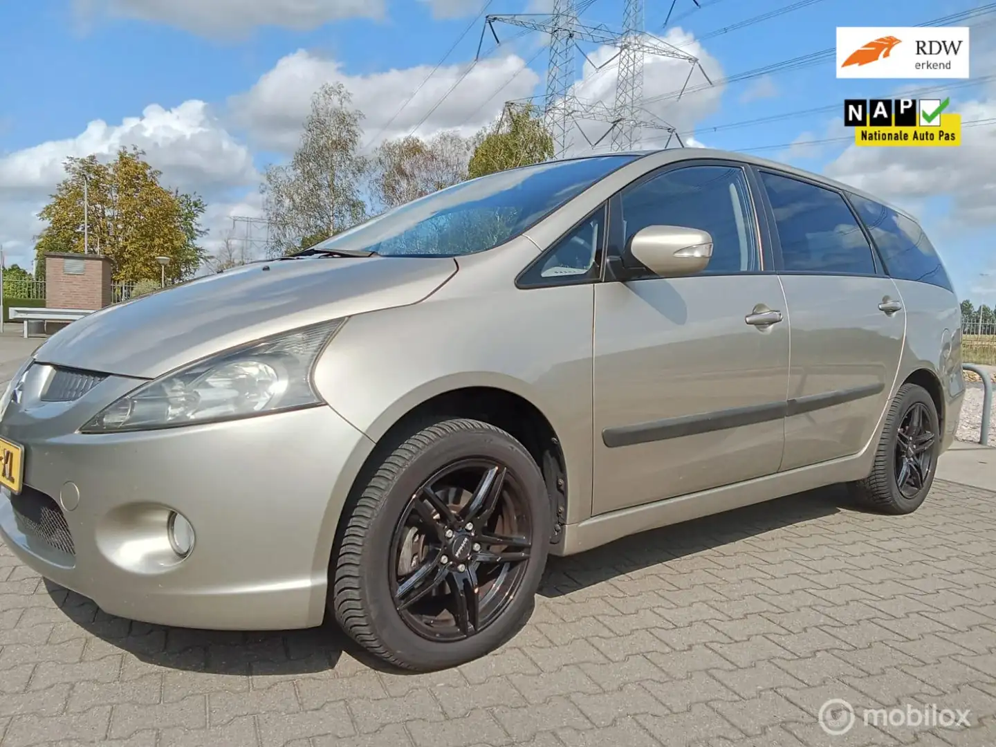 Mitsubishi Grandis 2.4-16V InSport/7 persoon/clima/cruise/trekh Beige - 1