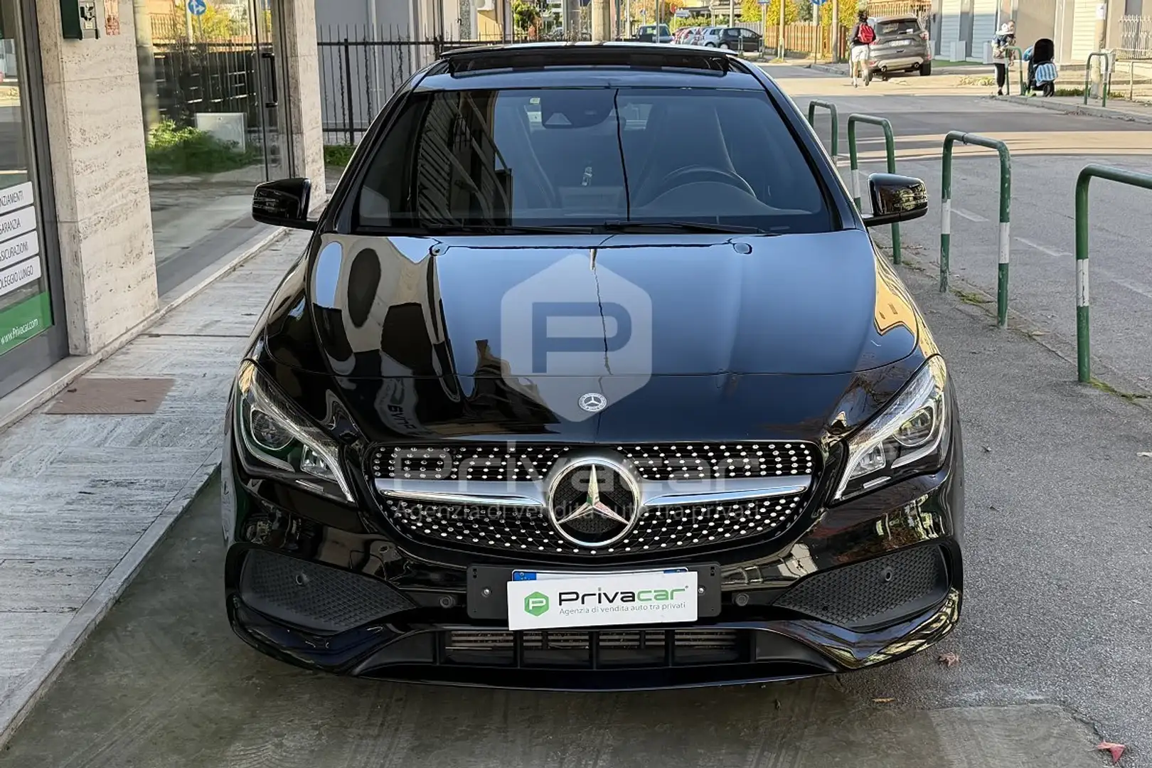 Mercedes-Benz CLA 200 CLA 200 d Automatic Premium Nero - 2