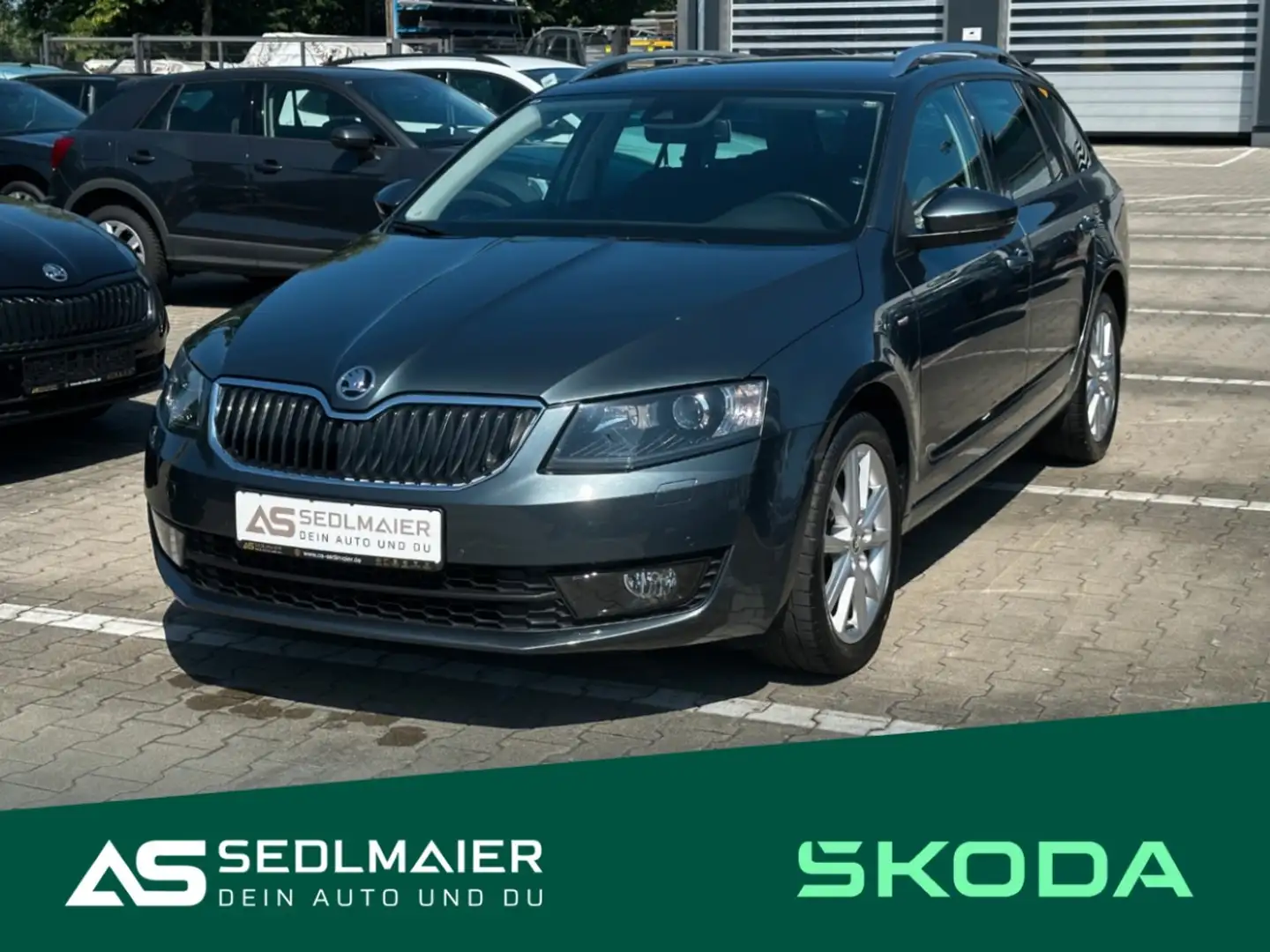 Skoda Octavia Combi 1.4 TSI Green tec Joy AHK|WSSHz|NAV Grau - 2