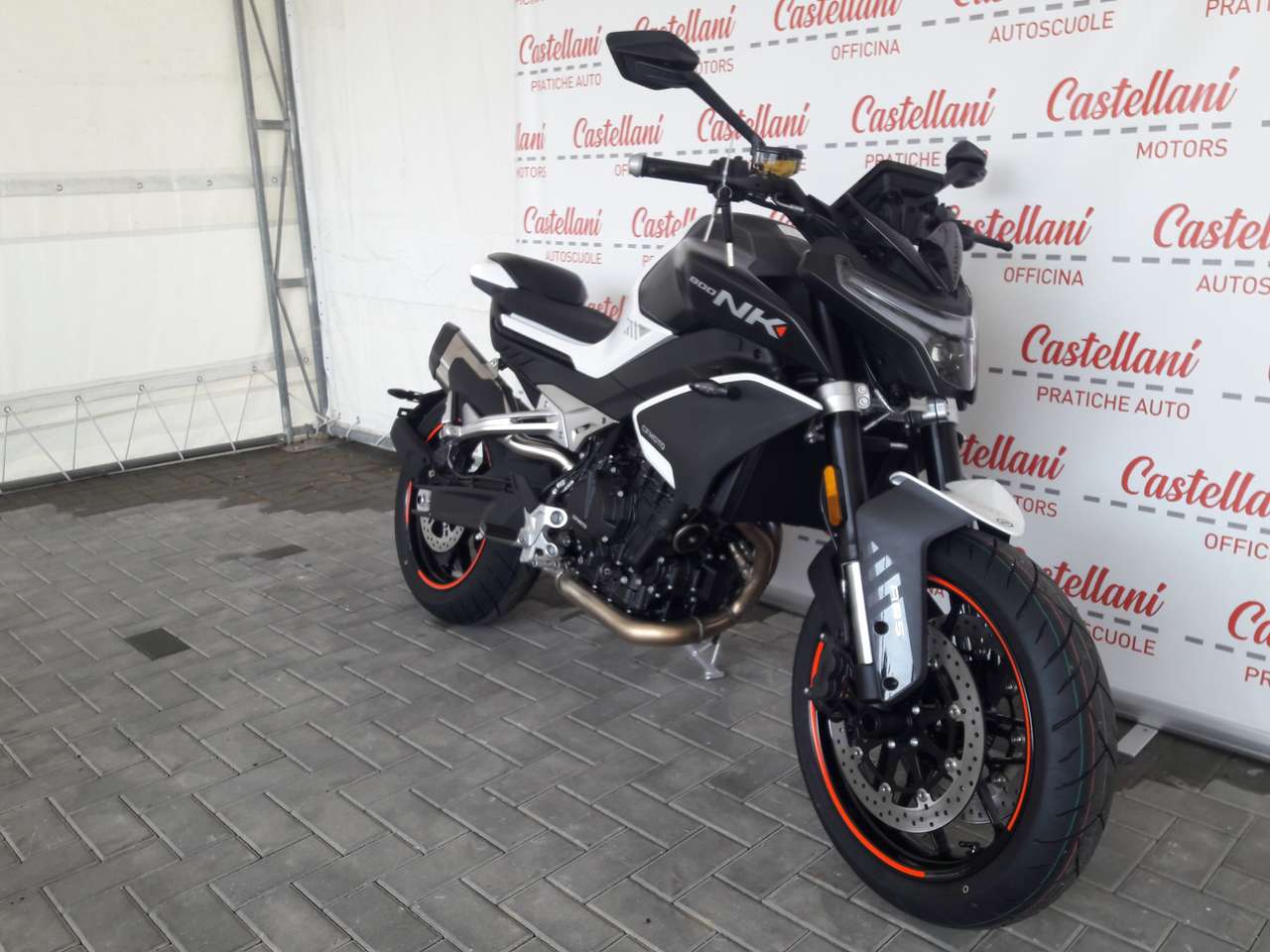 CFMOTO 800 NK NK 800 HIGH-END ADVANCED