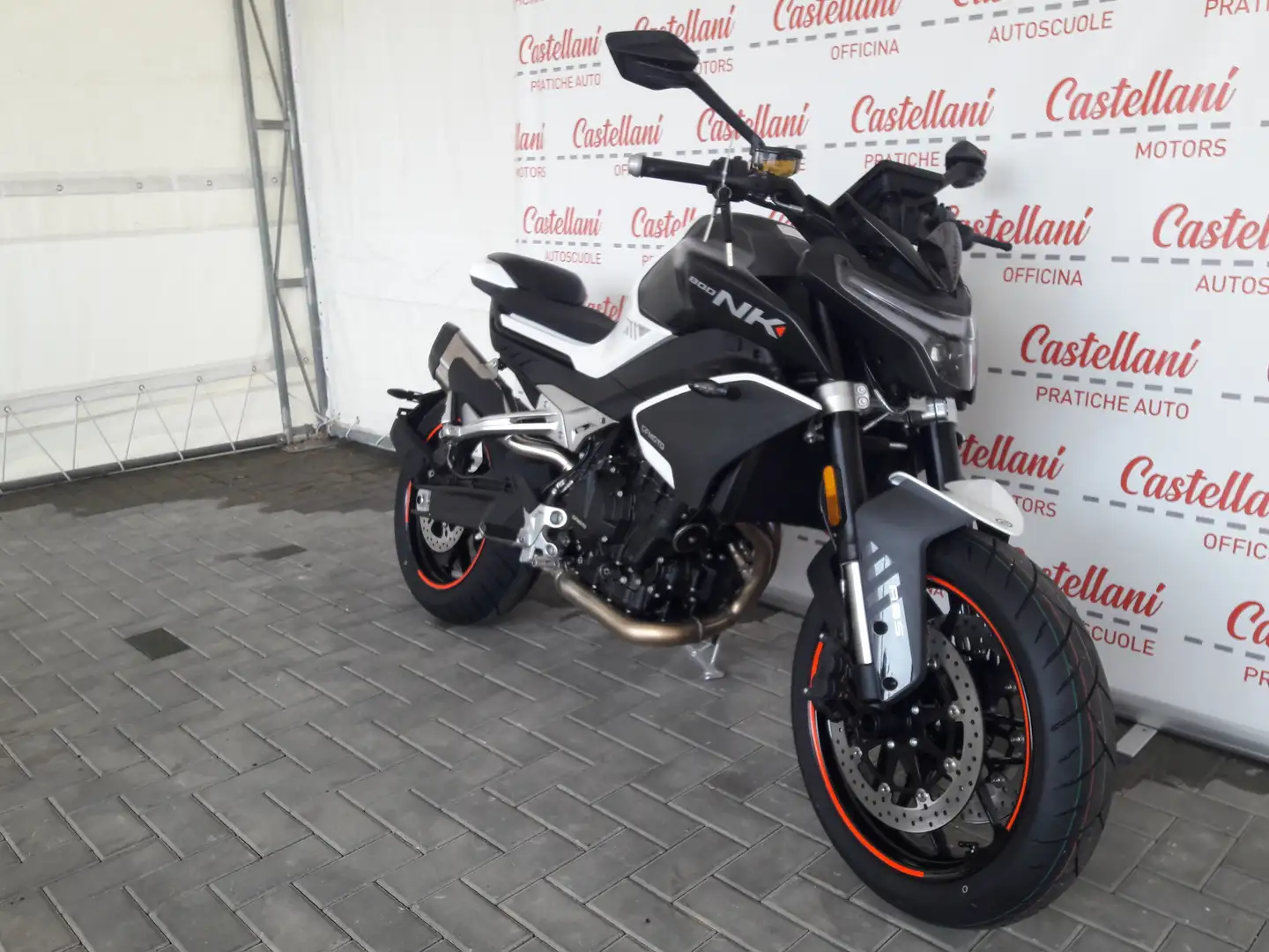 CFMOTO 800 NK NK 800 HIGH-END ADVANCED Bianco - 1