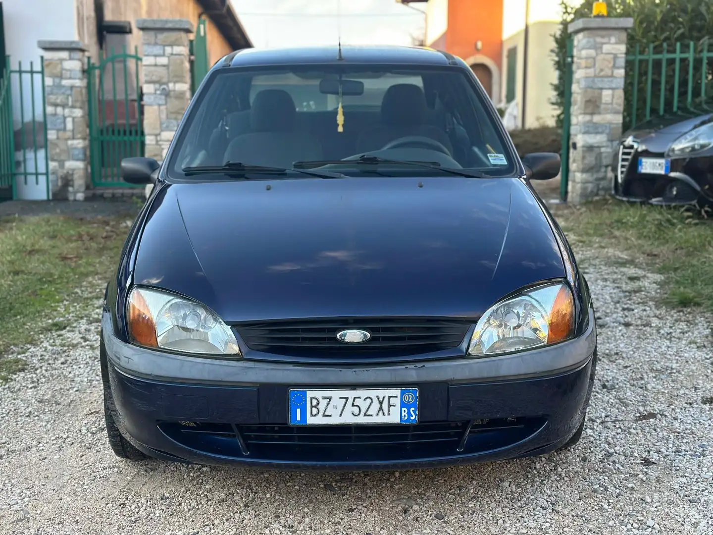 Ford Fiesta Fiesta 1.2 16V 3p. Ghia Bleu - 2