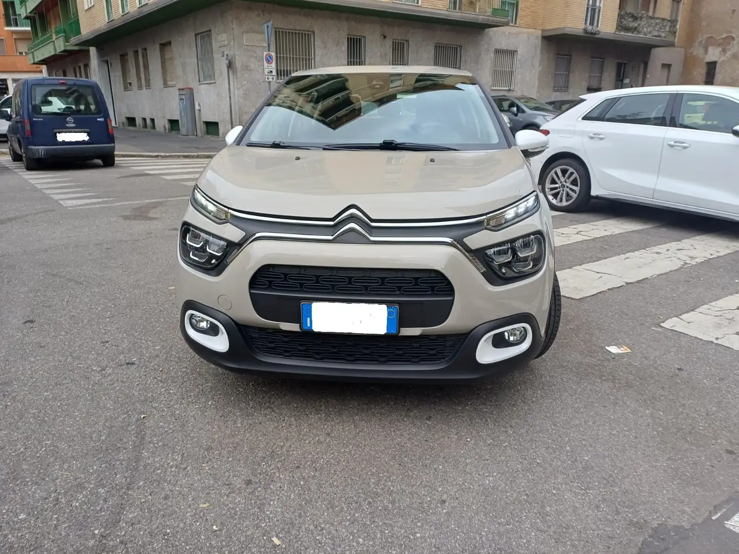 Citroen C3 PureTech 83 S&S You Beige - 2