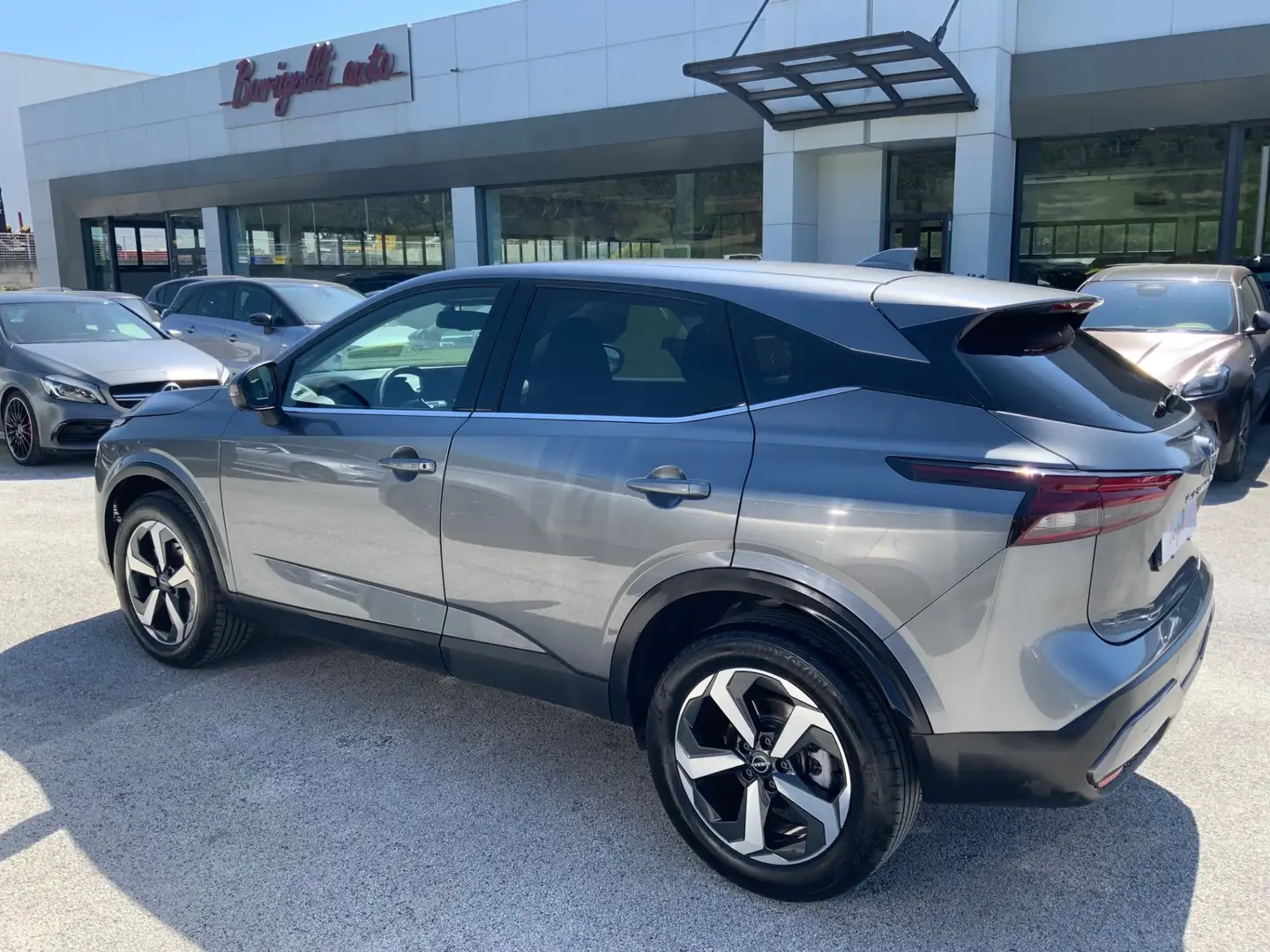 Nissan Qashqai MHEV 158 CV Xtronic N-Connecta Grigio - 1