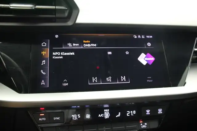 Audi A3 view 26
