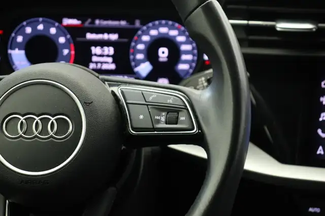 Audi A3 view 22