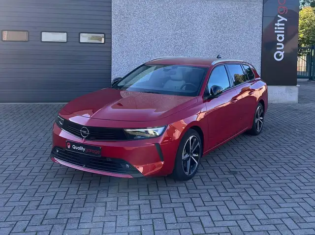 Opel Astra Sports Tour Elegance 1.6 Plug-in Hybrid