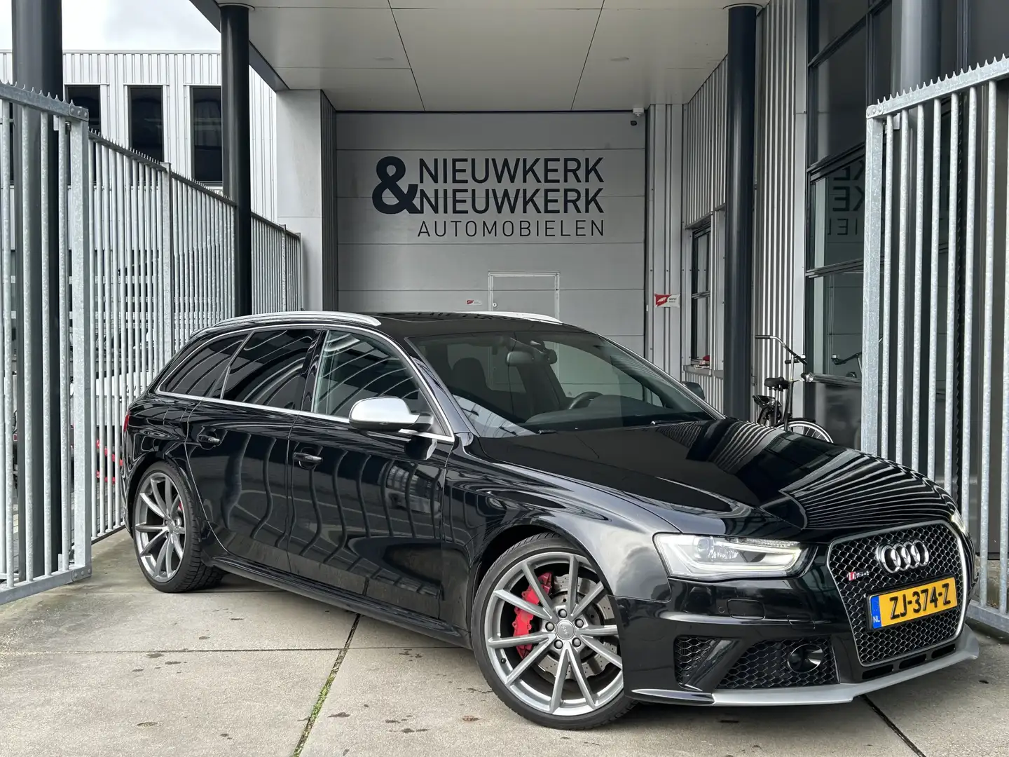 Audi RS4 A4 Avant 4.2 FSI quattro | UNIEK! | SCHUIF/KANTELD Schwarz - 2