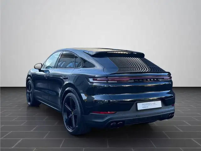 Porsche Cayenne view 15