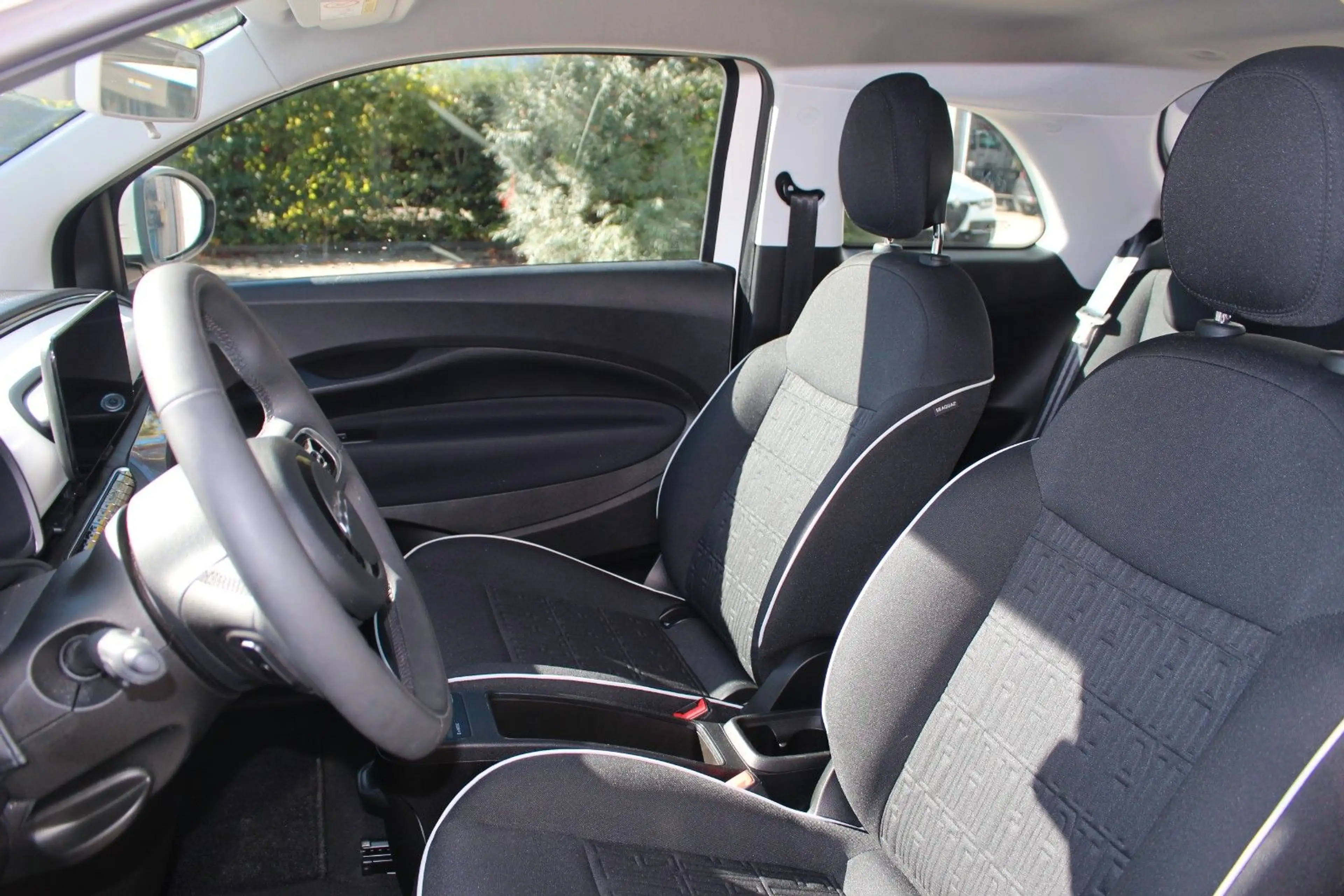 Fiat 500e SOH 97,3% CARPLAY — photo 8