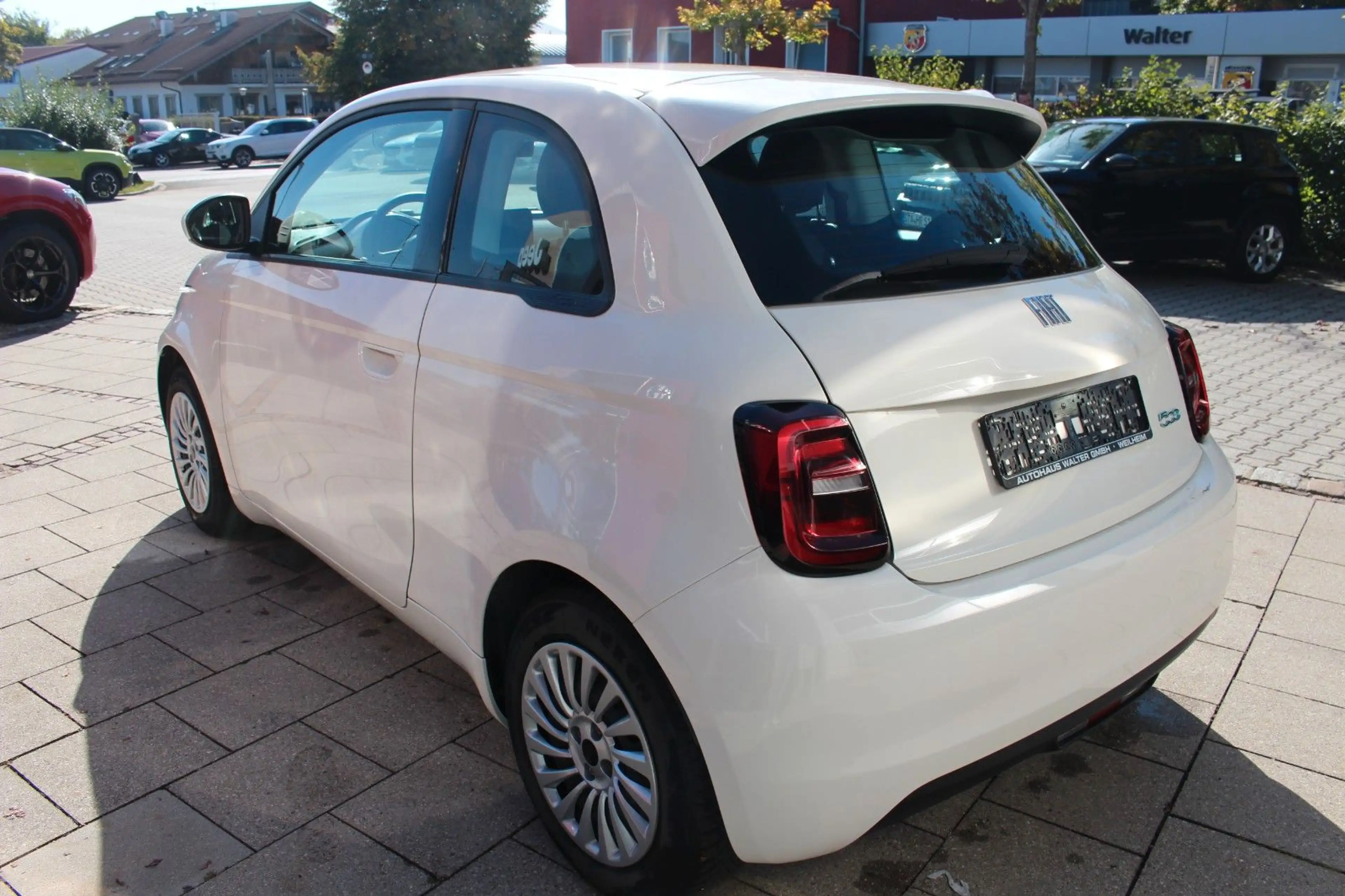 Fiat 500e SOH 97,3% CARPLAY — photo 4