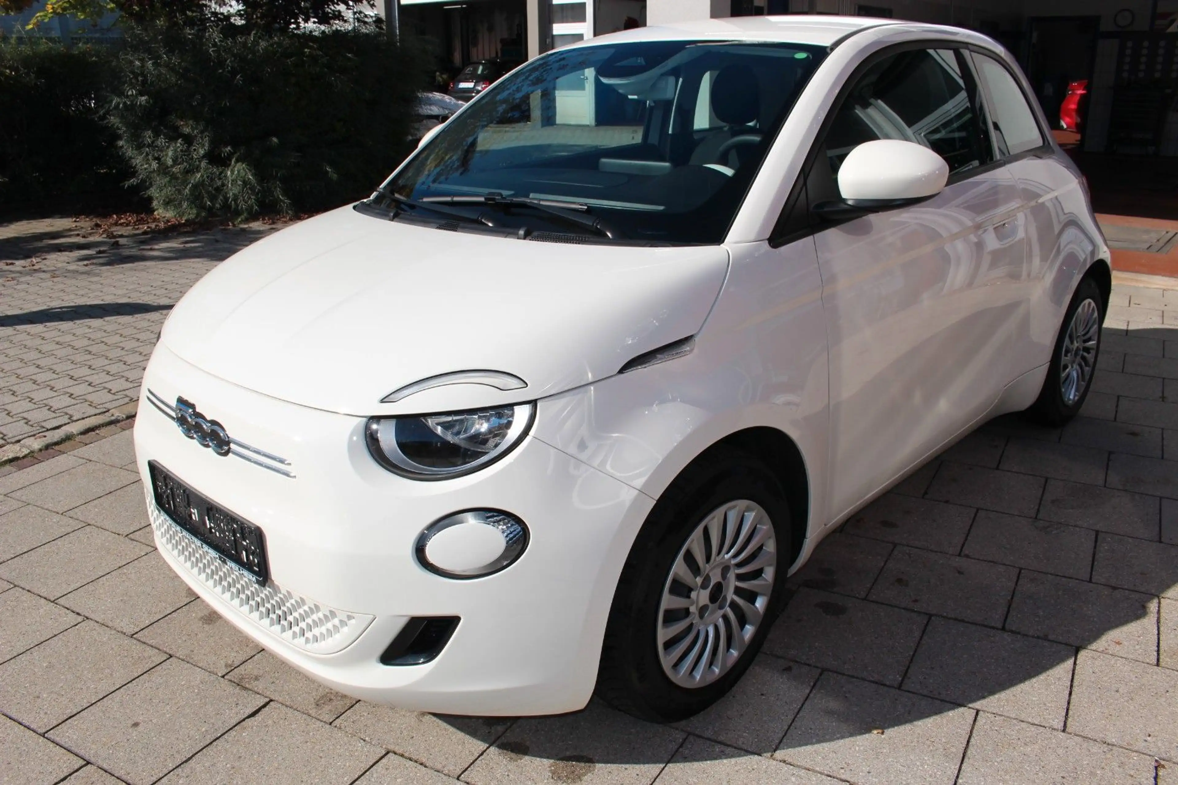 Fiat 500e SOH 97,3% CARPLAY — photo 5