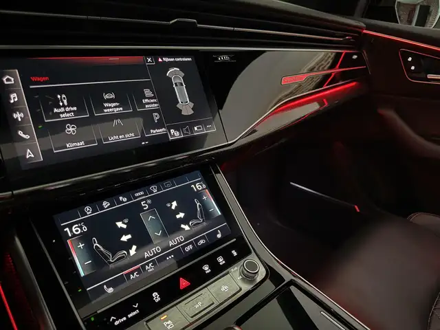 Audi SQ8 view 15
