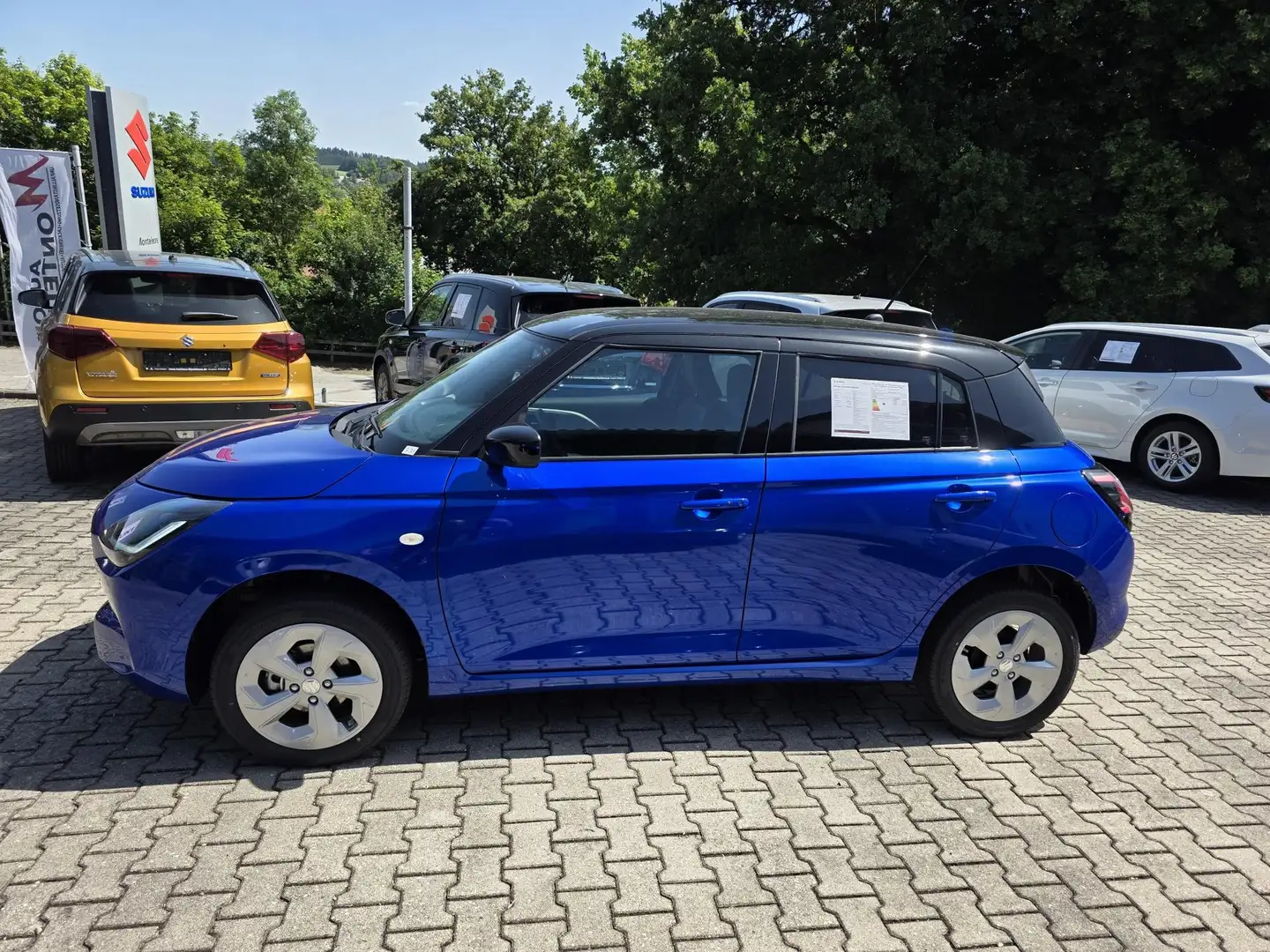 Suzuki Swift SWIFT 1.2 Dualjet Comfort Allgrip Hybrid 4x4 Blau - 2