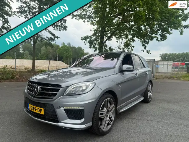 Mercedes-Benz ML 63 AMG M-klasse Performance Pack SUPER DIK KANON RIJDT PE