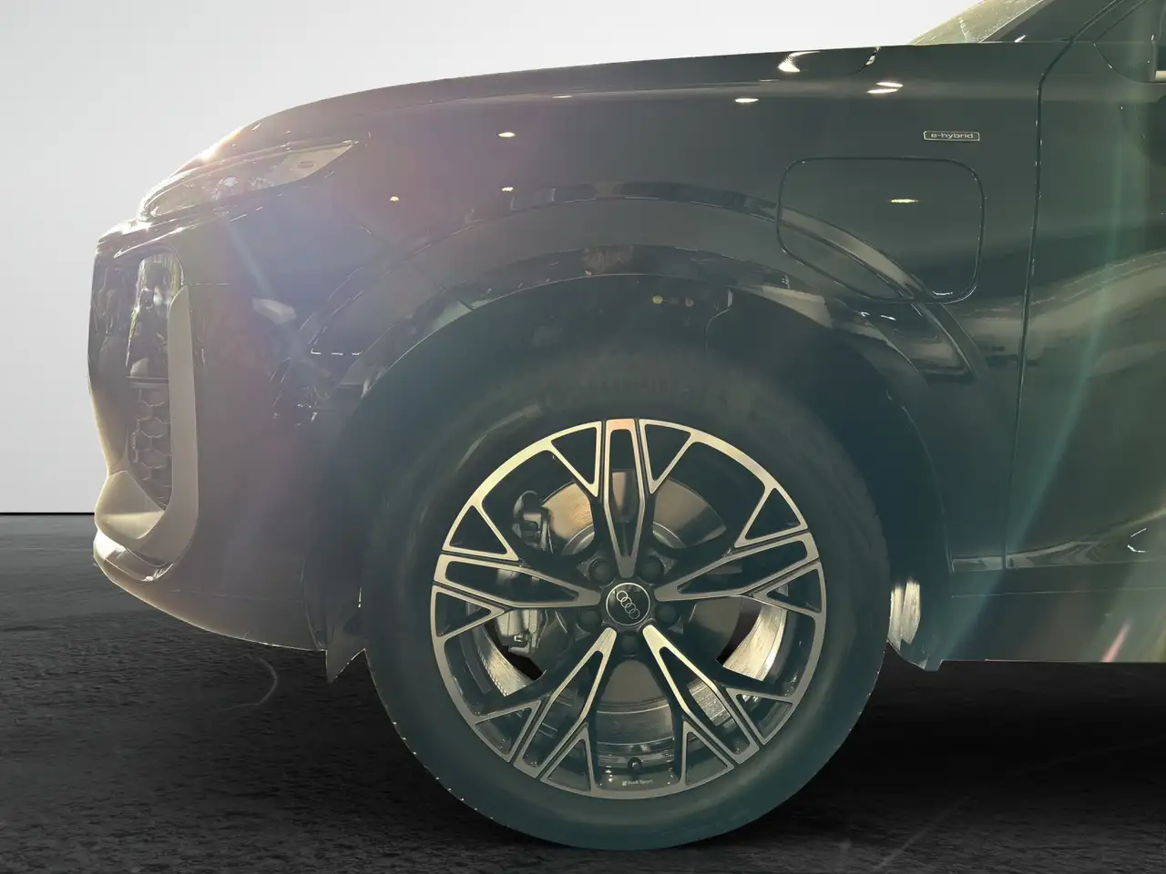 Audi Q3 SUV e-hybrid S tronic 6