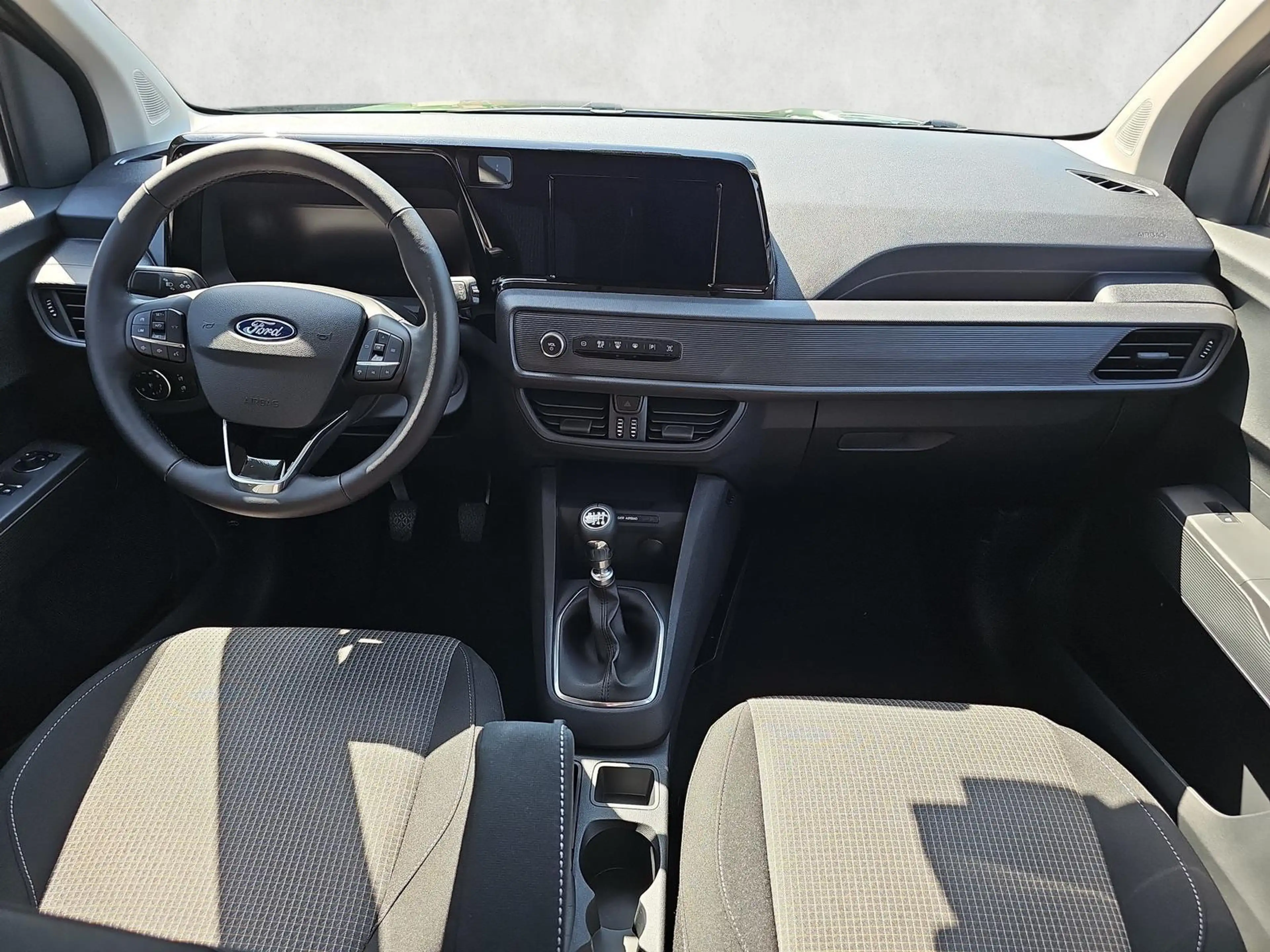 Ford Tourneo Courier Trend 1.0 EB 5JGar Kamera Winter 92 kW (125 PS)... — photo 11