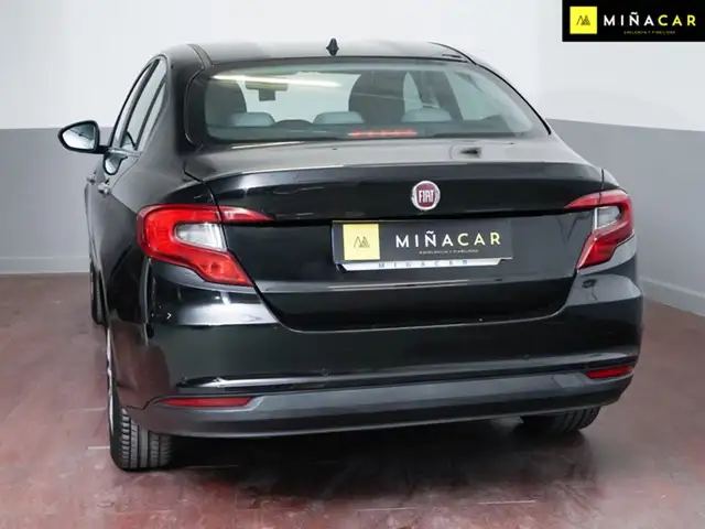 Fiat Tipo view 3