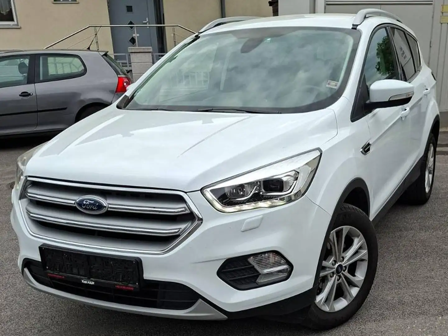 Ford Kuga Kuga 2,0 TDCi Titanium Powershift Aut. Titanium Weiß - 1