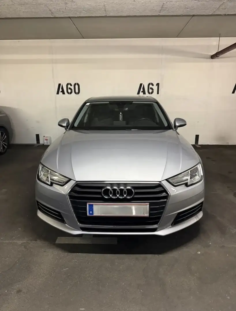 Audi A4 2,0 TDI Design S-tronic - 1