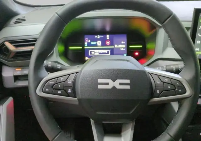 Dacia Duster view 5