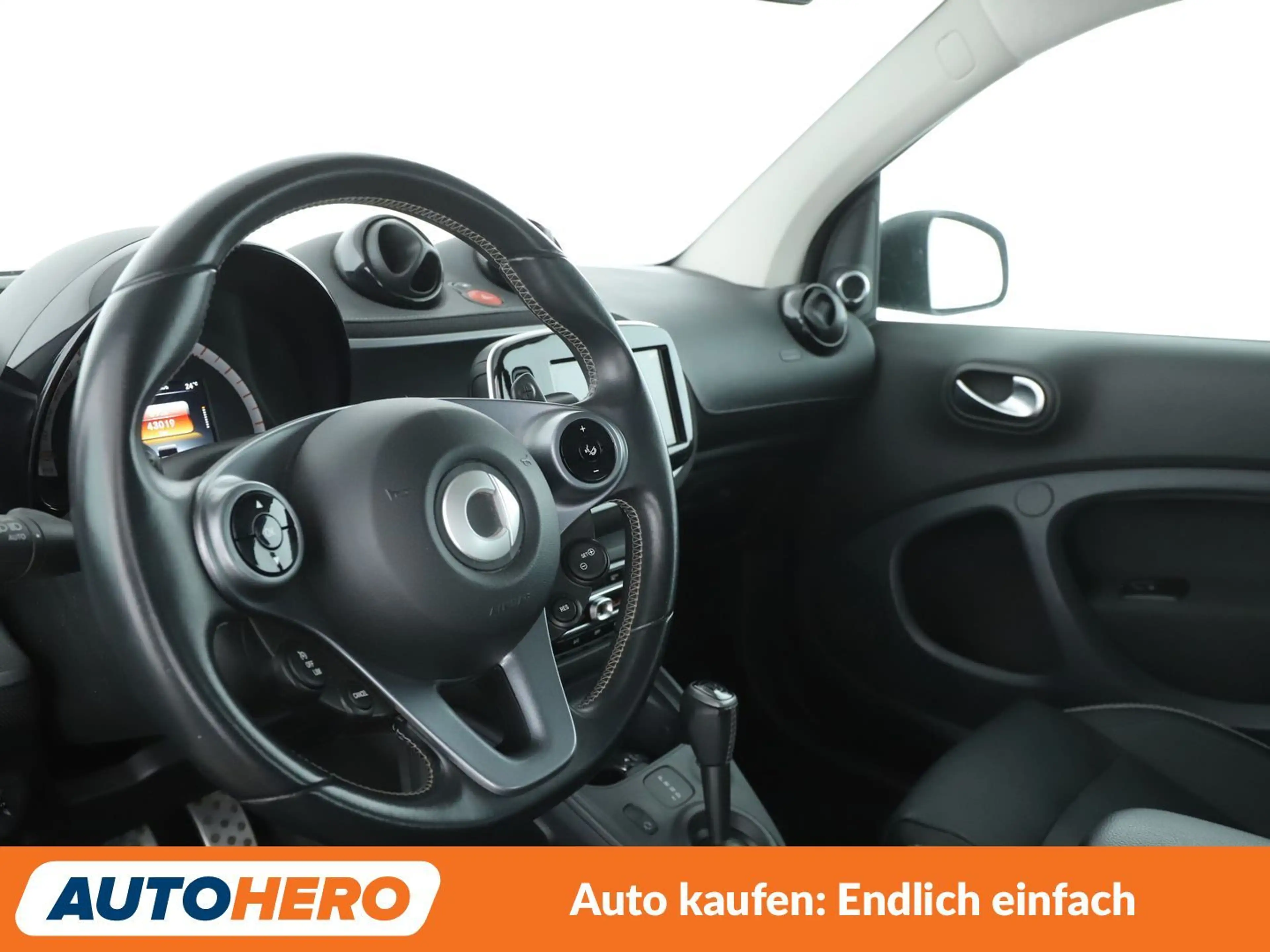 smart forTwo 0.9 Turbo Brabus style Aut.*NAVI*TEMPO* — photo 11