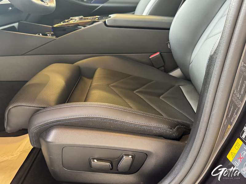 Photo du véhicule BMW 530