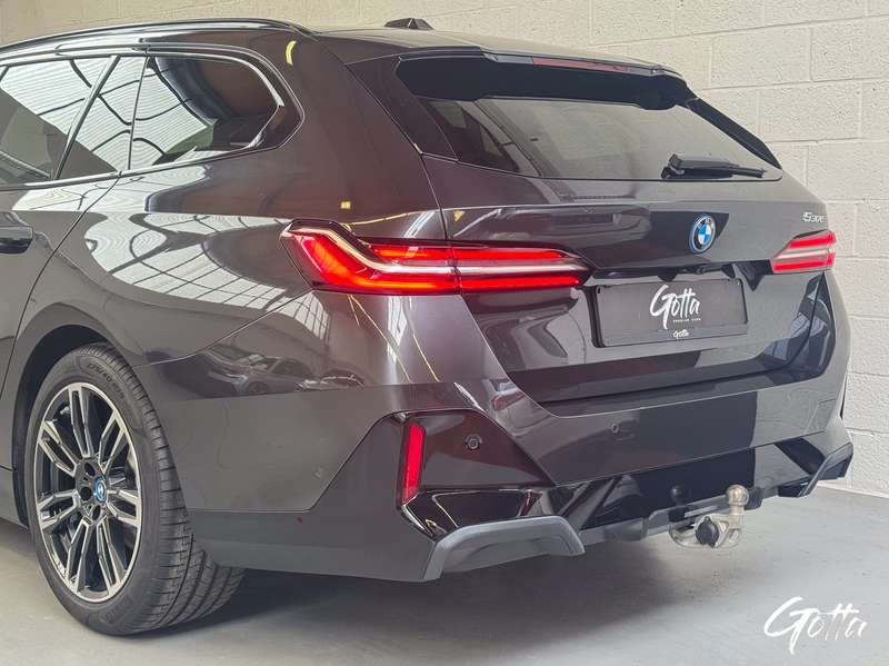 Photo du véhicule BMW 530