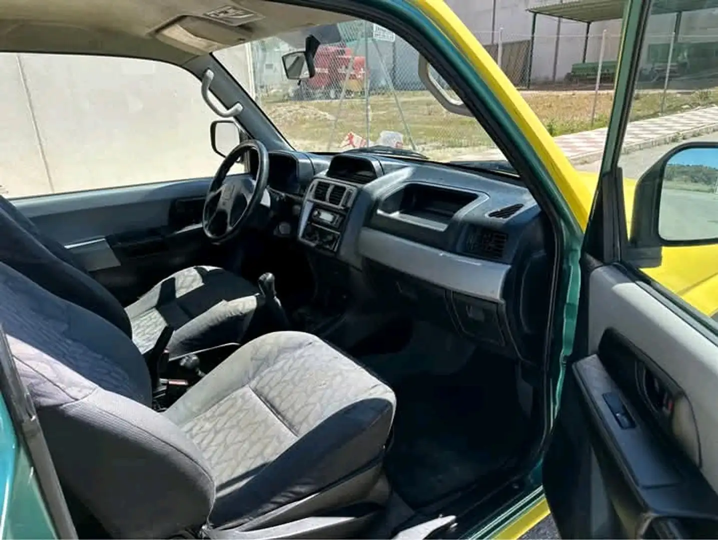 Mitsubishi Montero Montero Corto 2.8 Tdi Kaiteki Kaiteki - 2