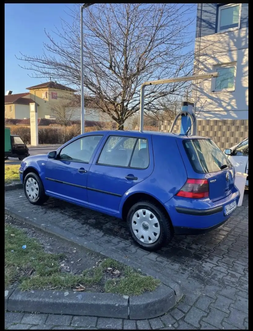 Volkswagen Golf 1.4 Blau - 2