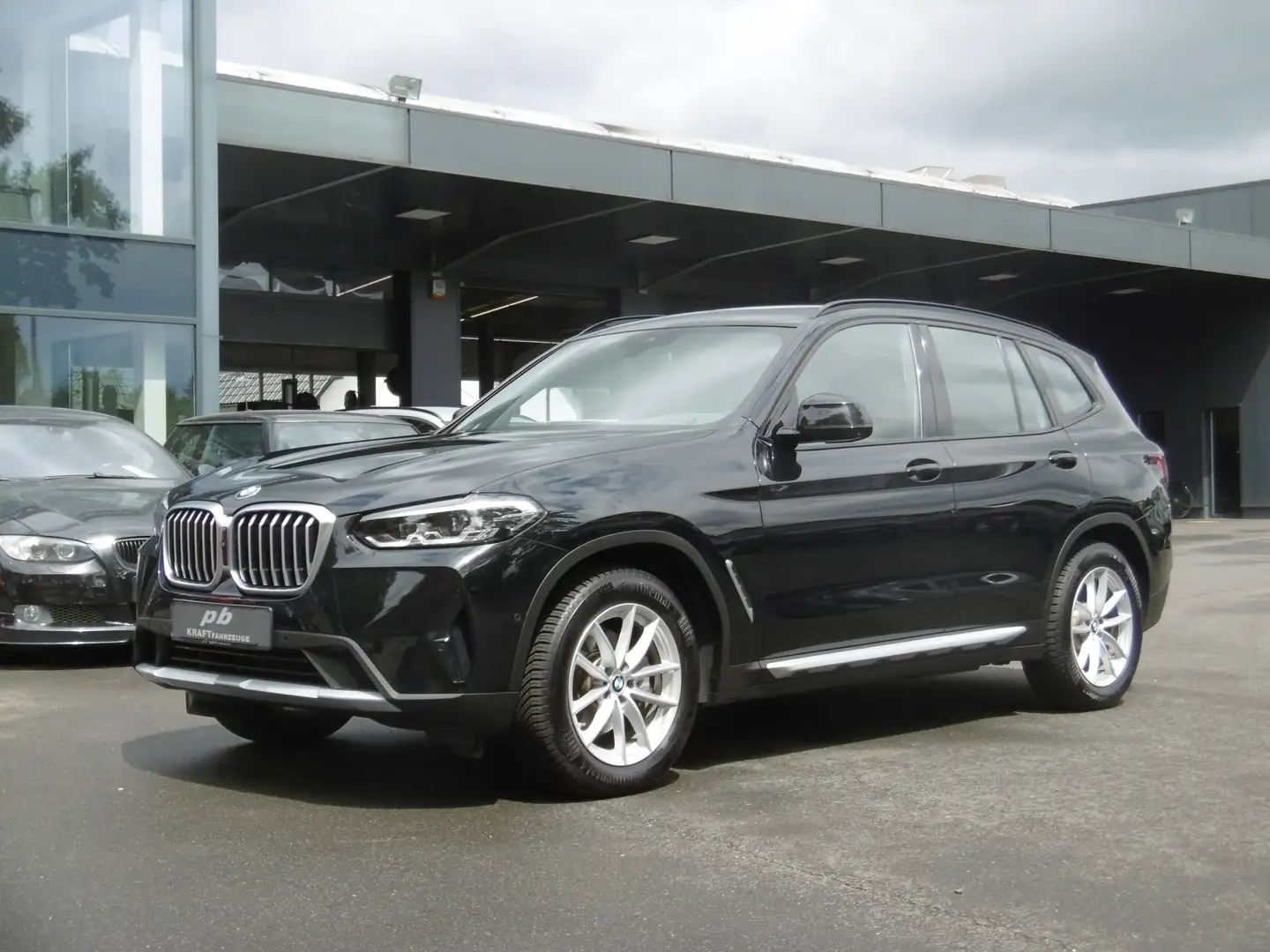 BMW X3 xDrive 20d Pano Standhzg. e-Sitze 360° Leder Nero - 2