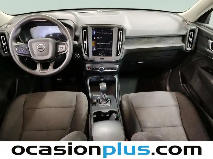 Volvo XC40 T2 Momentum Core man 2021, foto 6
