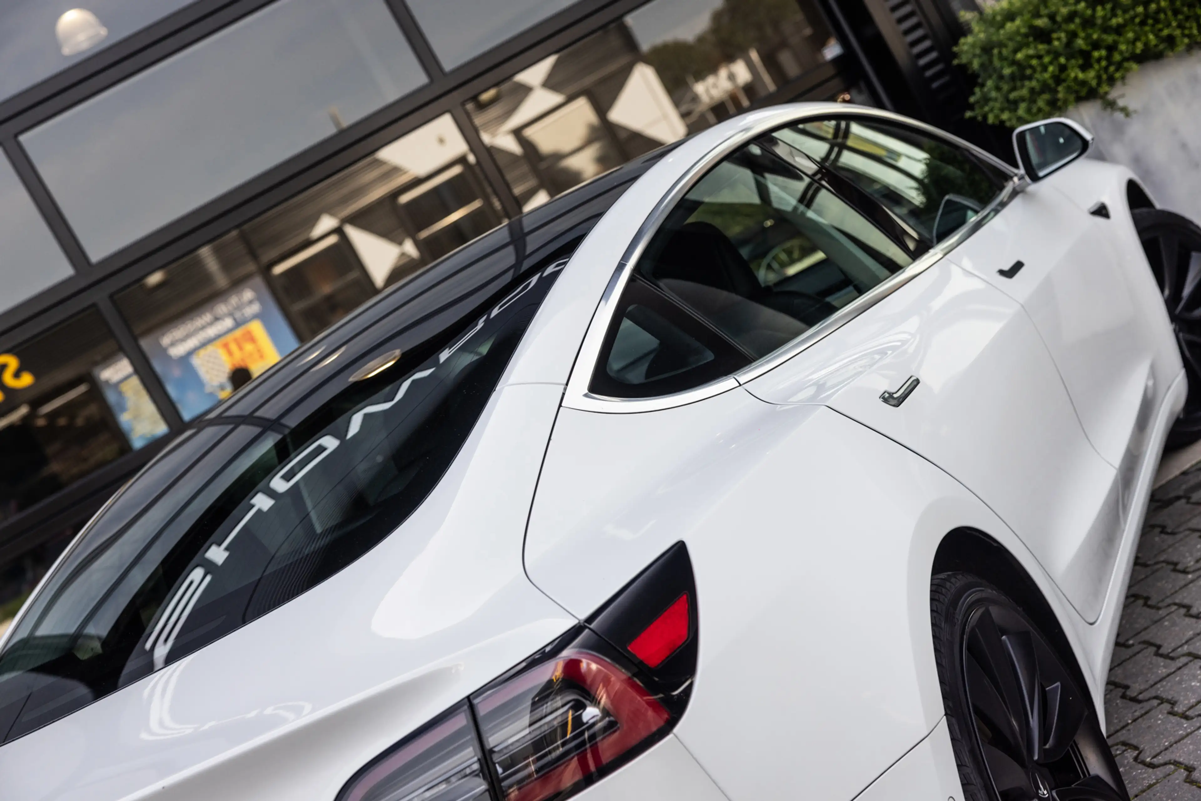 Tesla Model 3 Long Range AWD 75 kWh, SOH 86%, Performance velgen — photo 8
