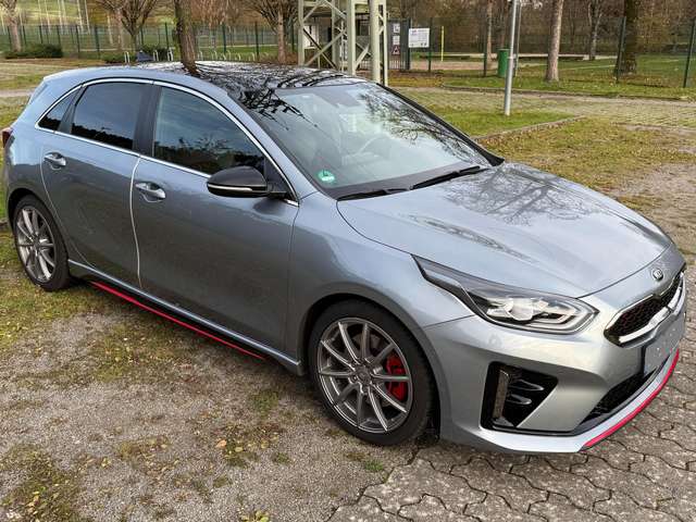 Imagine Kia Ceed / cee'd Ceed 1.6 GT DCT7*Navi*PANO*LED*ACC*SHZ*PDC*CAM*