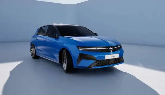 Opel Astra view 3