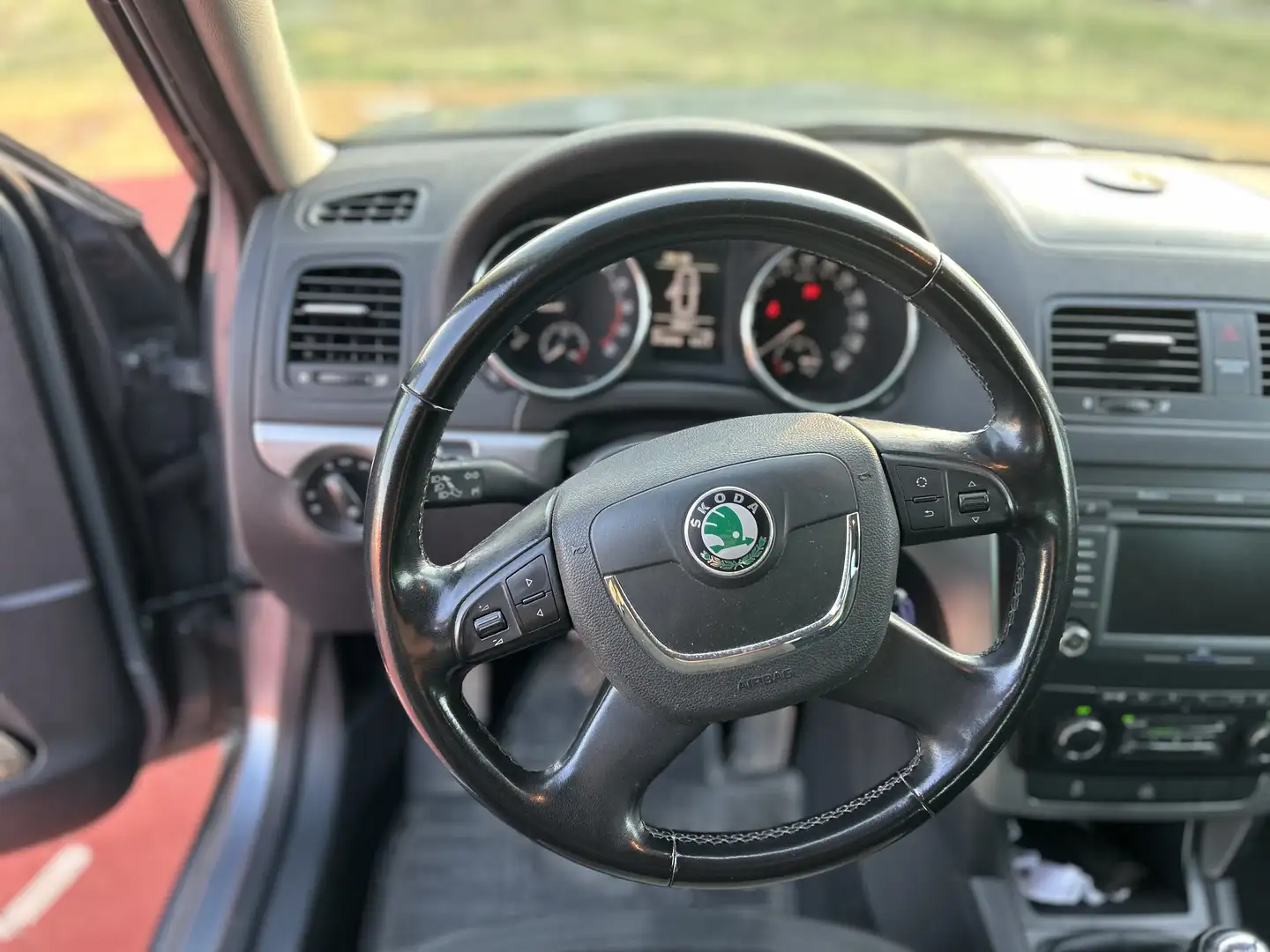 Skoda Yeti 2.0 tdi Elegance (experience) 4x4 140cv - 1