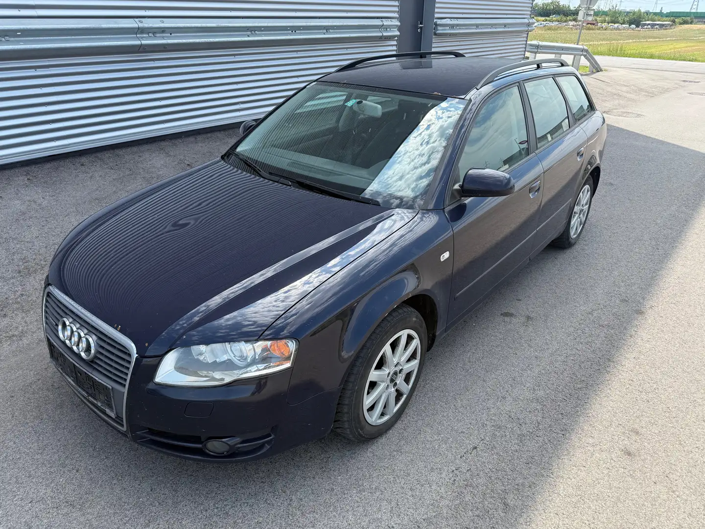 Audi A4 Avant 2,0 TDI quattro DPF ID:95 Blau - 1