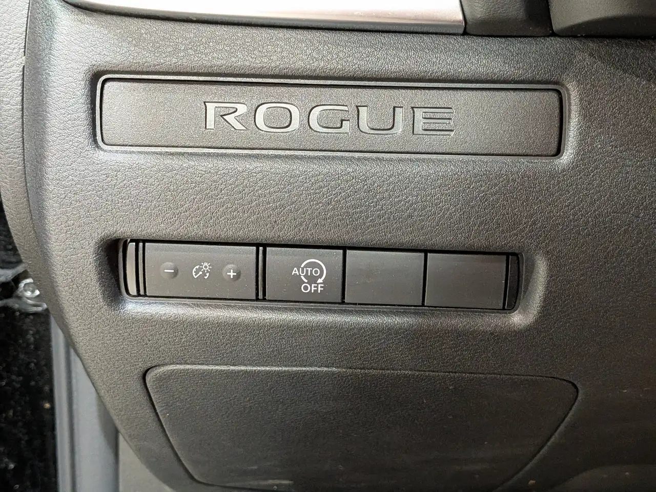Nissan Rogue fotografie Nissan Rogue