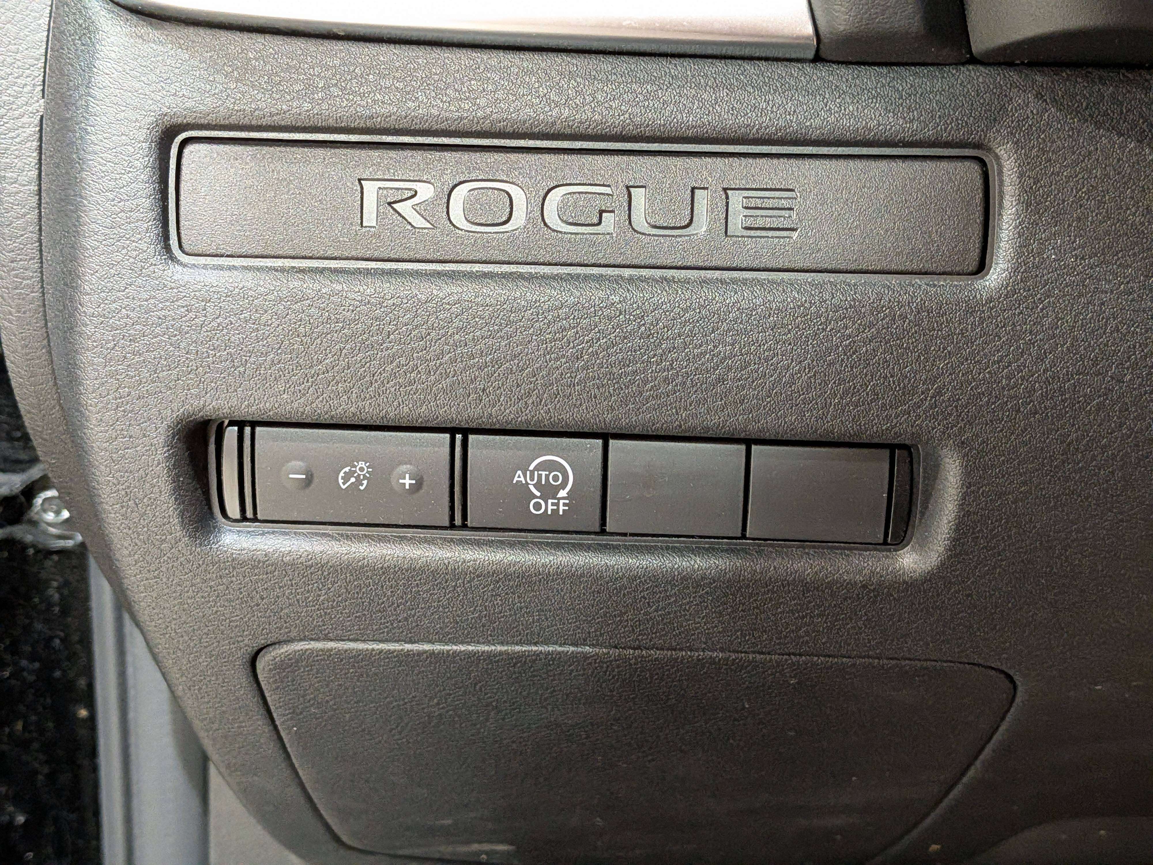 Nissan Rogue 2024