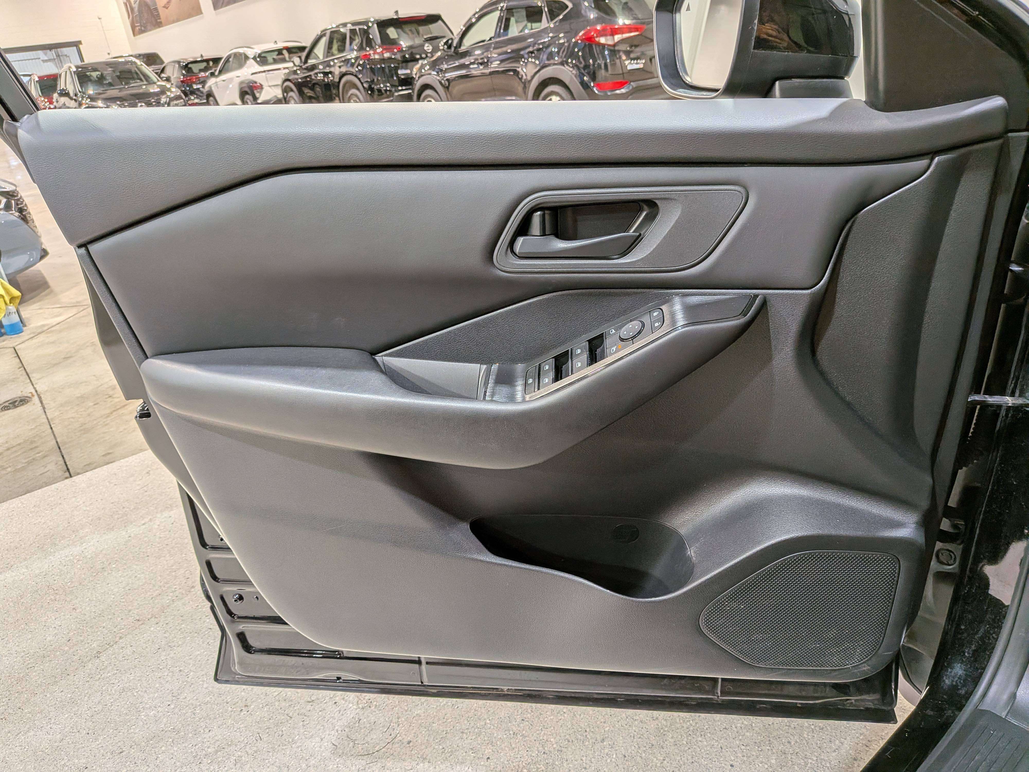 Nissan Rogue 2024