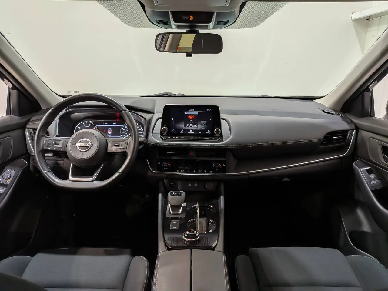 Nissan Rogue fotografie Nissan Rogue