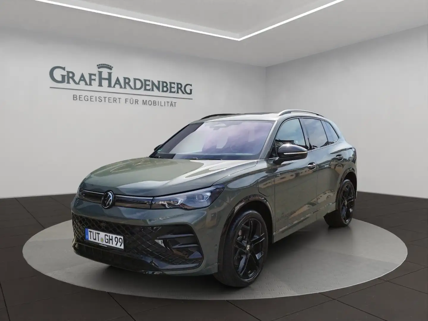 Volkswagen Tiguan 1.5 l eHybrid DSG R line DCC ACC Matrix Grün - 1