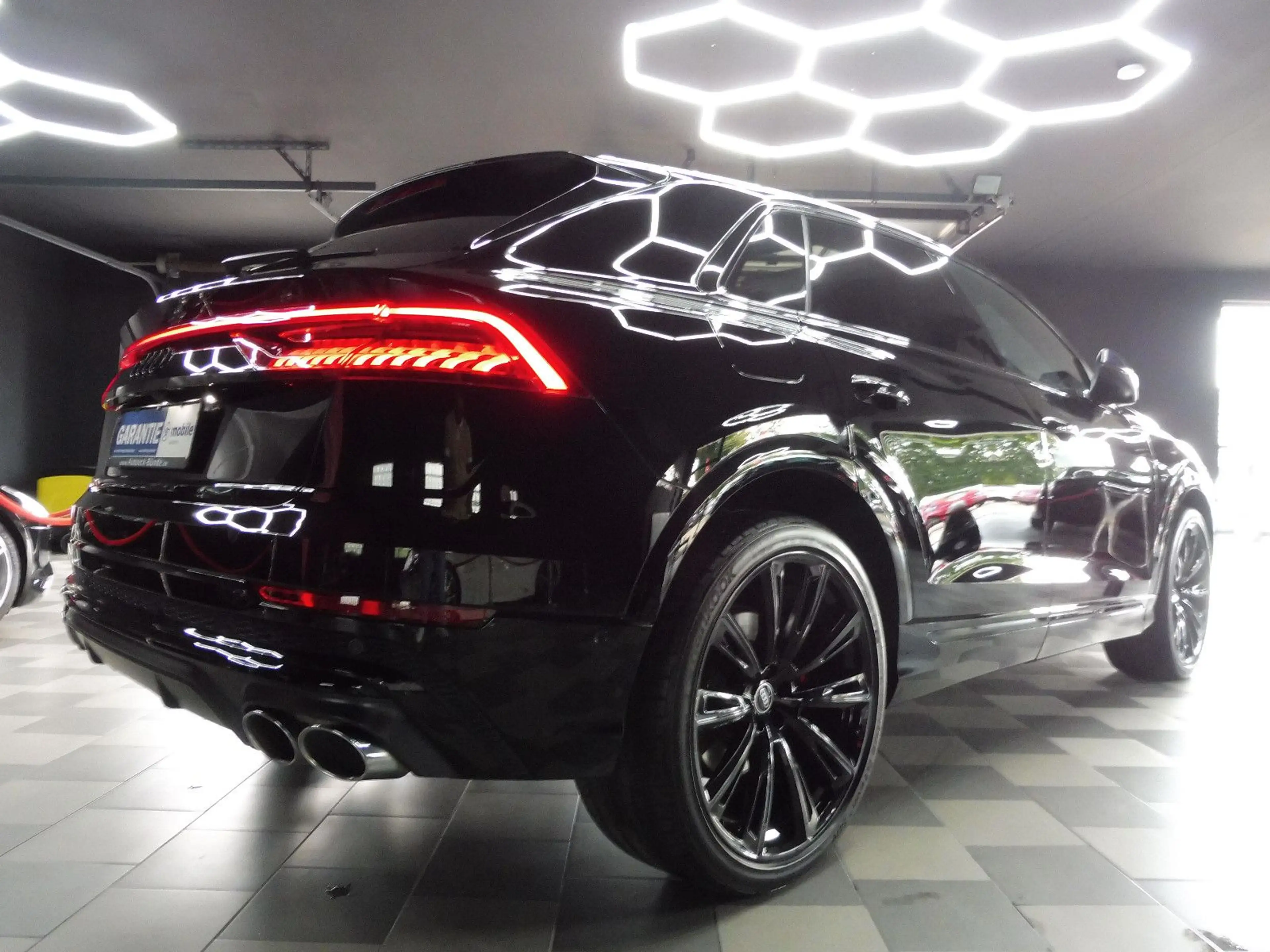 Audi SQ8 4.0 TFSI quattro B&O/Pano/Matrix/23 Zoll/Kam — photo 6
