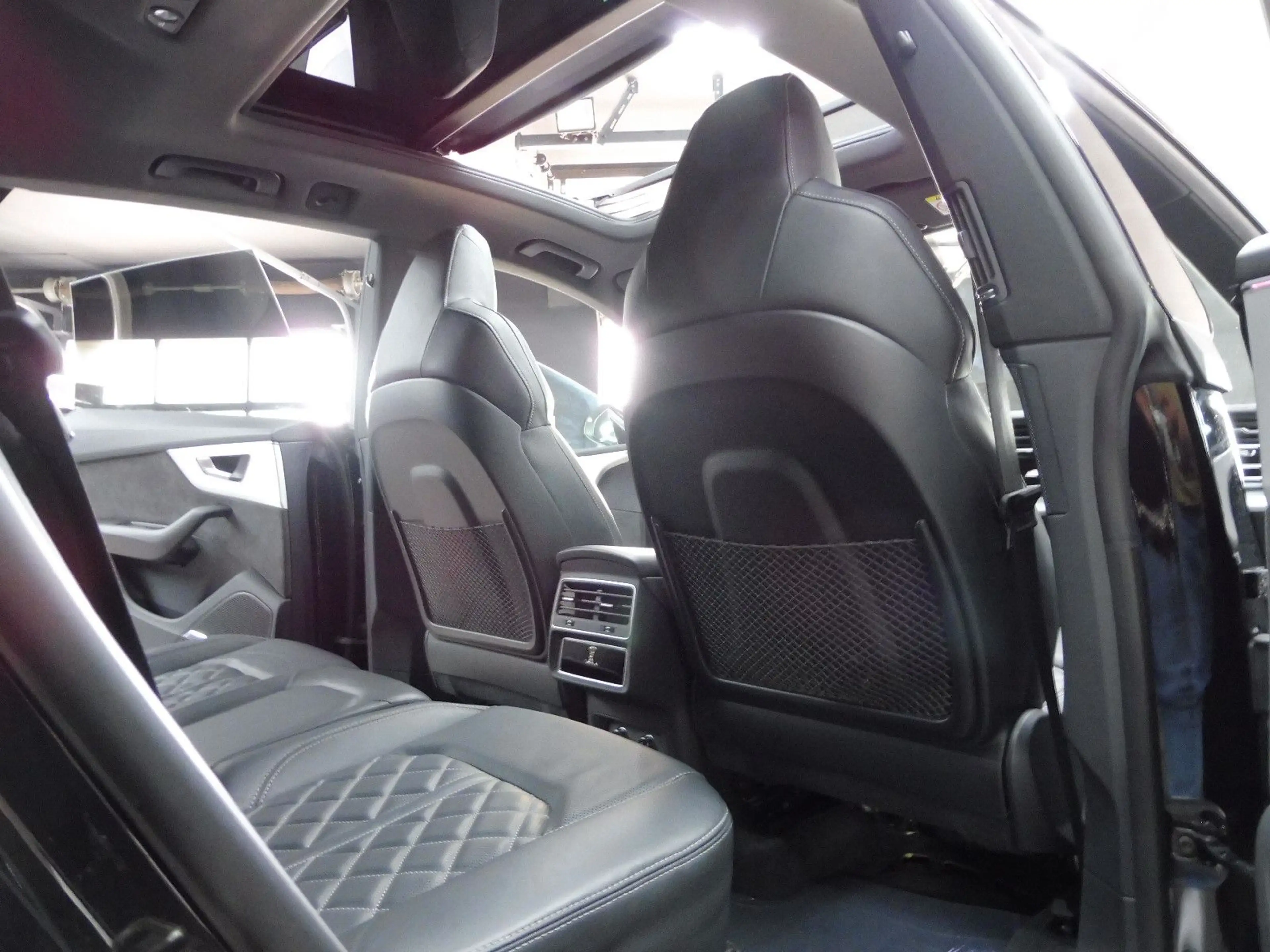 Audi SQ8 4.0 TFSI quattro B&O/Pano/Matrix/23 Zoll/Kam — photo 15