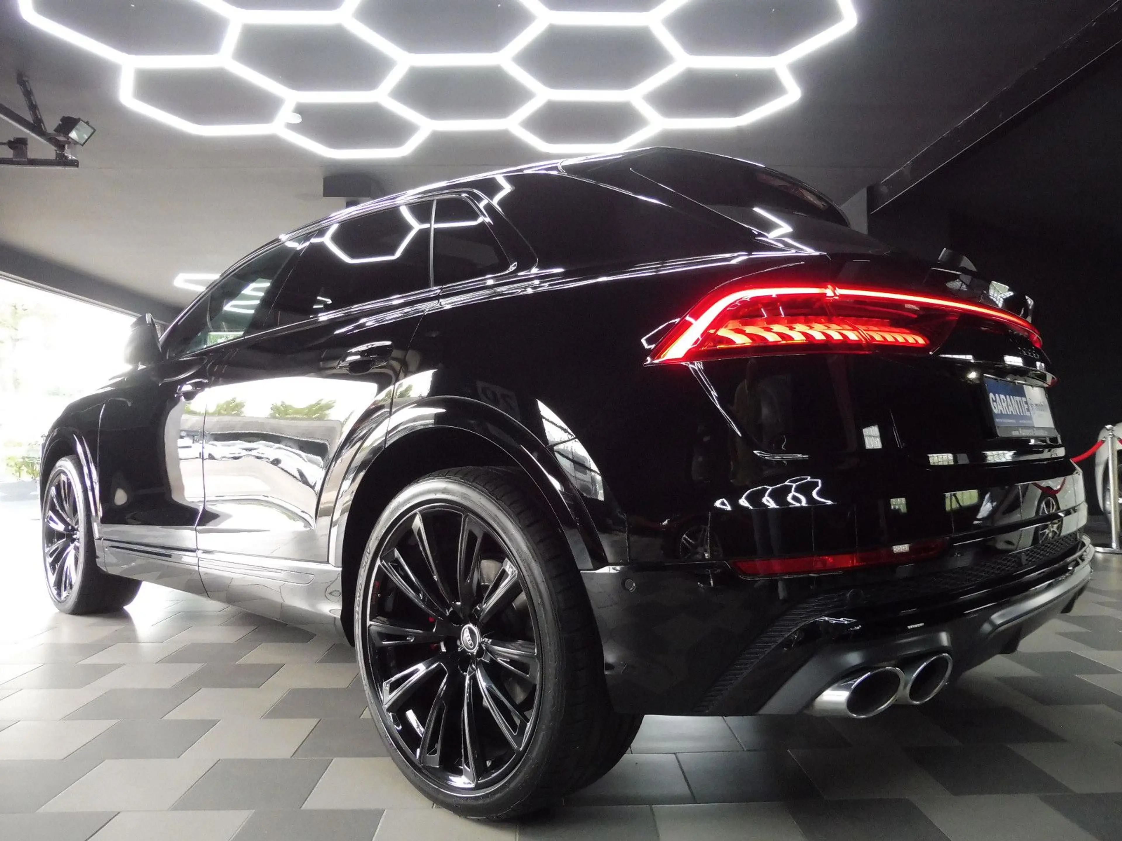 Audi SQ8 4.0 TFSI quattro B&O/Pano/Matrix/23 Zoll/Kam — photo 8