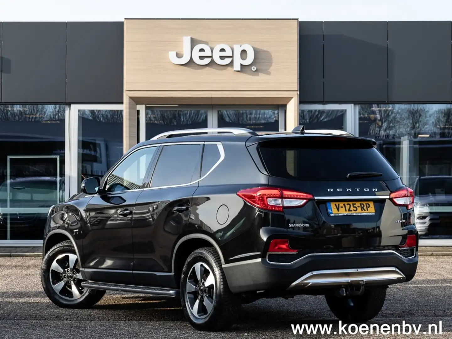 SsangYong Rexton 2.2 E-XDI SAPPHIRE Marge auto/Topstaat/ Černá - 2